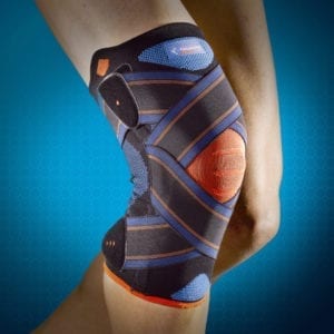 A person wearing a Thuasne Novelastic Knee Strap